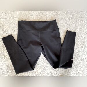 Nike women’s DRI – FIT ankle length black leggings – XL